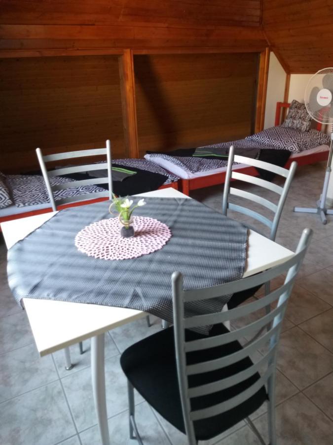 Azure House Aparthotel Keszthely Eksteriør bilde