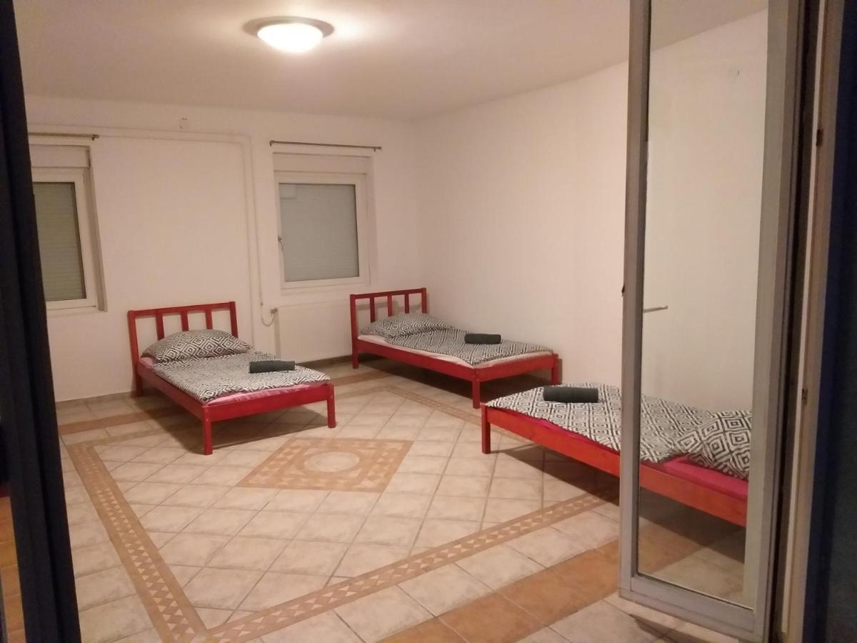 Azure House Aparthotel Keszthely Eksteriør bilde