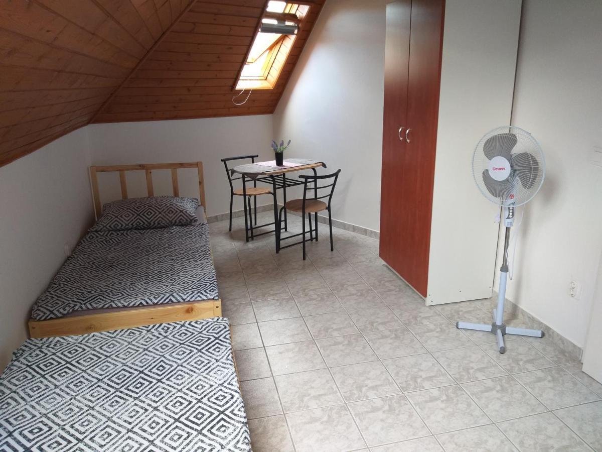 Azure House Aparthotel Keszthely Eksteriør bilde