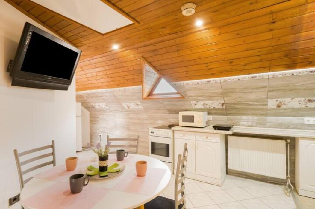 Azure House Aparthotel Keszthely Eksteriør bilde