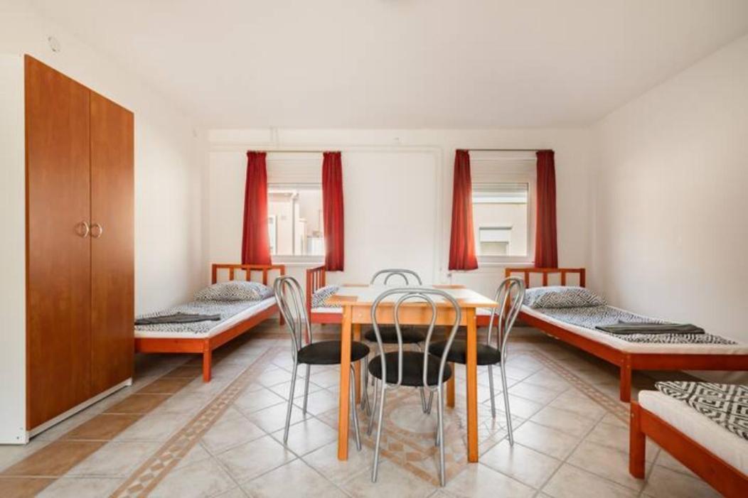 Azure House Aparthotel Keszthely Eksteriør bilde